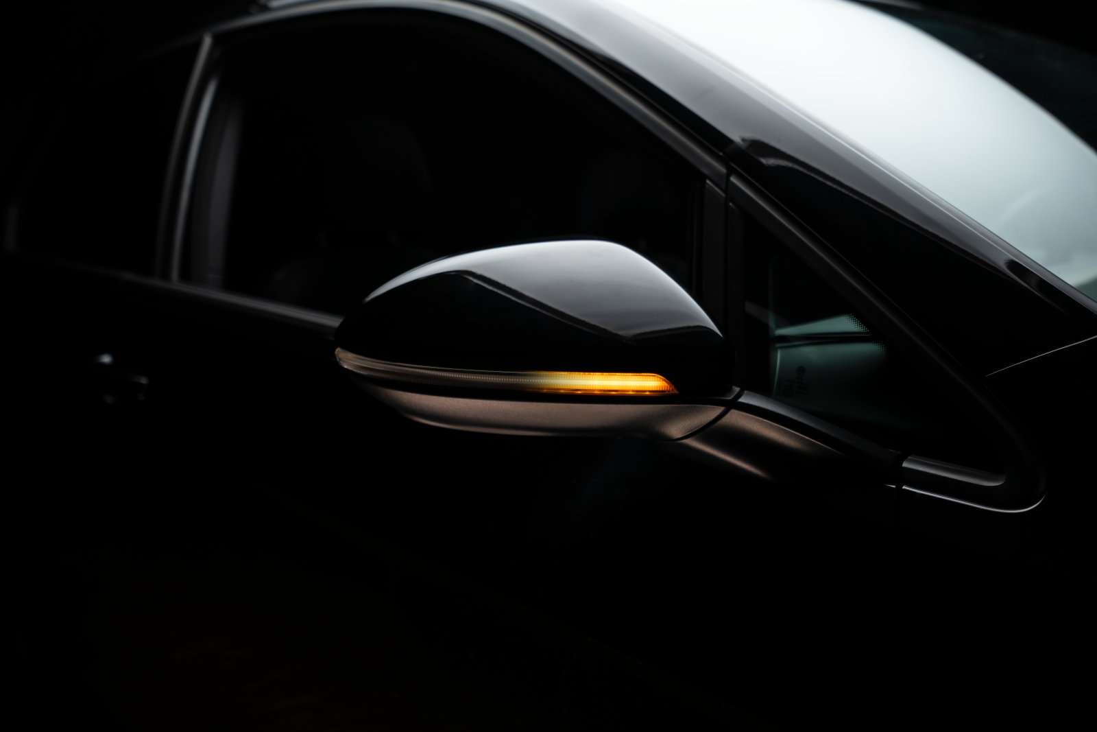 LEDRiving® Dynamische LED Spiegelblinker VW Golf VII - Black